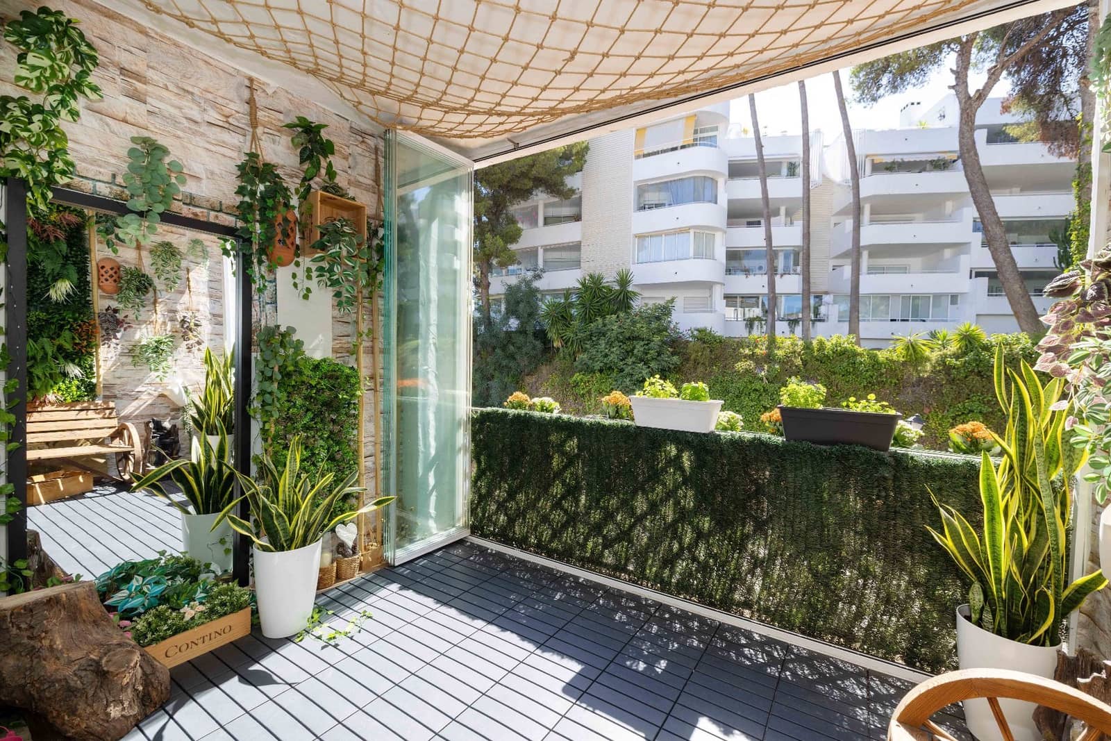 Piso de 2 habitaciones en Marbella en venta con piscina garaje - 445.000 € (Ref: 9919327)