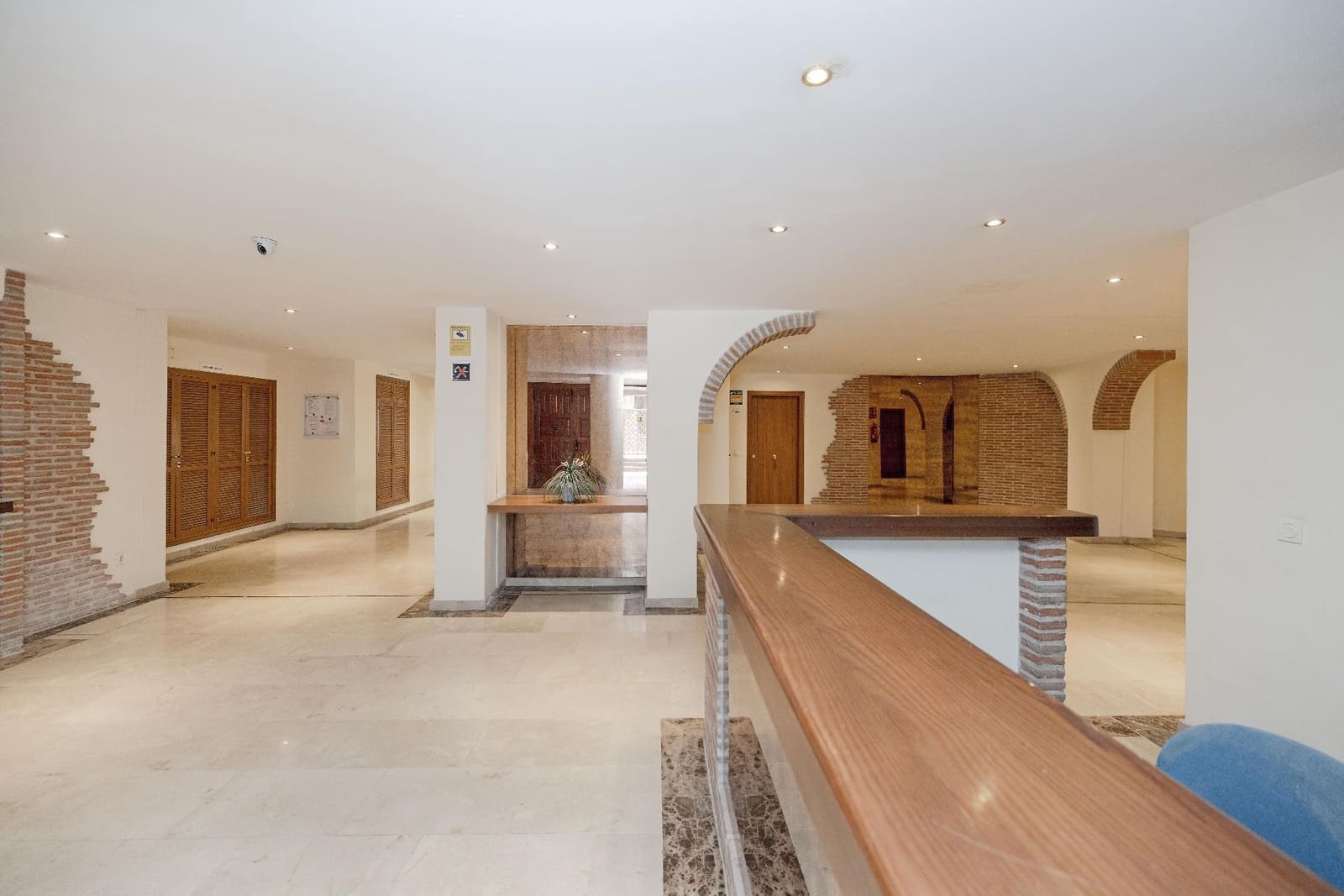 Piso de 2 habitaciones en Marbella en venta con piscina garaje - 445.000 € (Ref: 9919327)