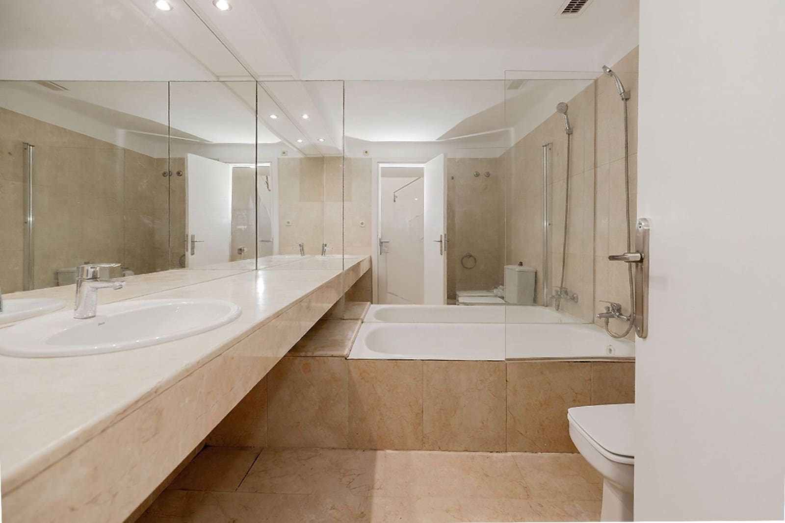 4 camera da letto Casa in vendita in Marbella - 1.050.000 € (Rif: 9919329)