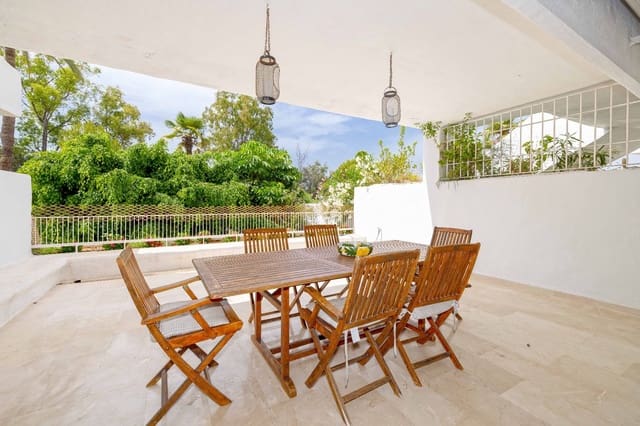 4 soverom Hus til salgs i Marbella - € 1 050 000 (Ref: 9919329)