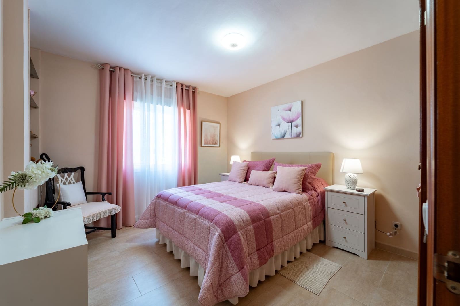 3 bedroom Flat for sale in Estepona - € 410,000 (Ref: 9921664)