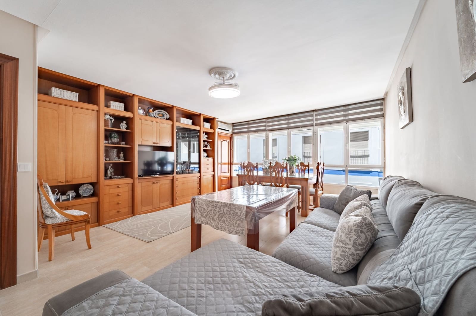 3 bedroom Flat for sale in Estepona - € 410,000 (Ref: 9921664)
