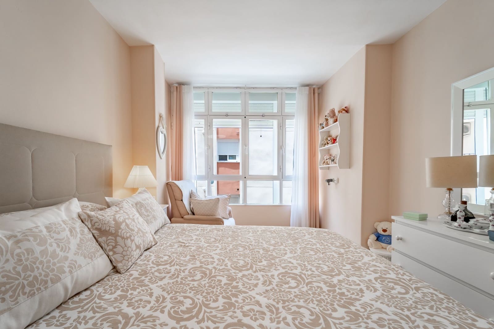 3 bedroom Flat for sale in Estepona - € 410,000 (Ref: 9921664)