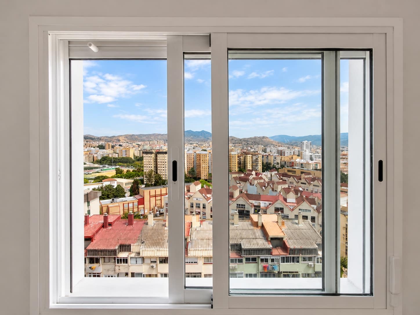 3 soveværelse Lejlighed til salg i Malaga by - € 418.000 (Ref: 9921665)