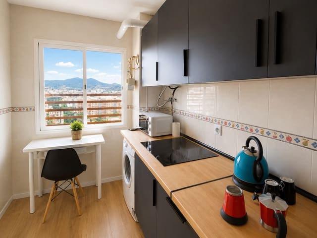 3 soveværelse Lejlighed til salg i Málaga by - € 418.000 (Ref: 9921665)