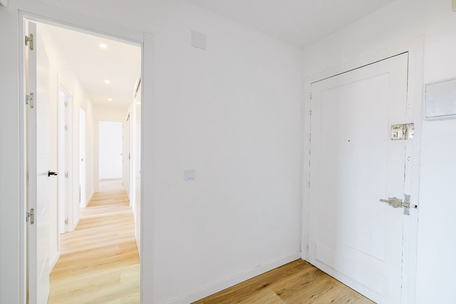 3 slaapkamer Flat te koop in Malaga stad - € 389.000 (Ref: 9921665)