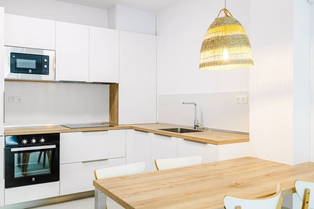 1 soveværelse Lejlighed til salg i Málaga by - € 259.000 (Ref: 9921666)