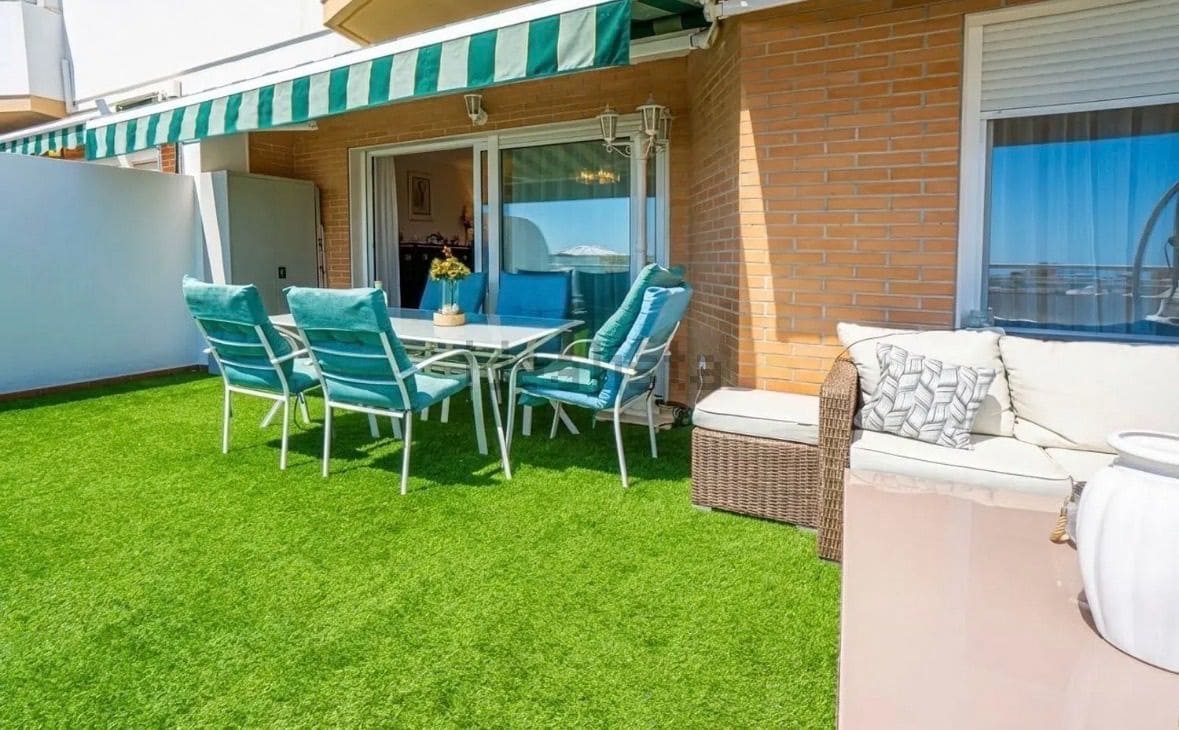 3 soveværelse Byhus til salg i Rincon de la Victoria med swimmingpool garage - € 430.000 (Ref: 9921667)