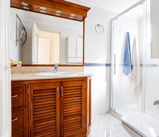 3 soveværelse Byhus til salg i Rincón de la Victoria med swimmingpool garage - € 430.000 (Ref: 9921667)