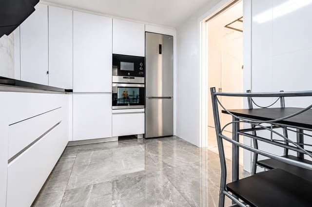 3 soveværelse Byhus til salg i Rincón de la Victoria med swimmingpool garage - € 430.000 (Ref: 9921667)