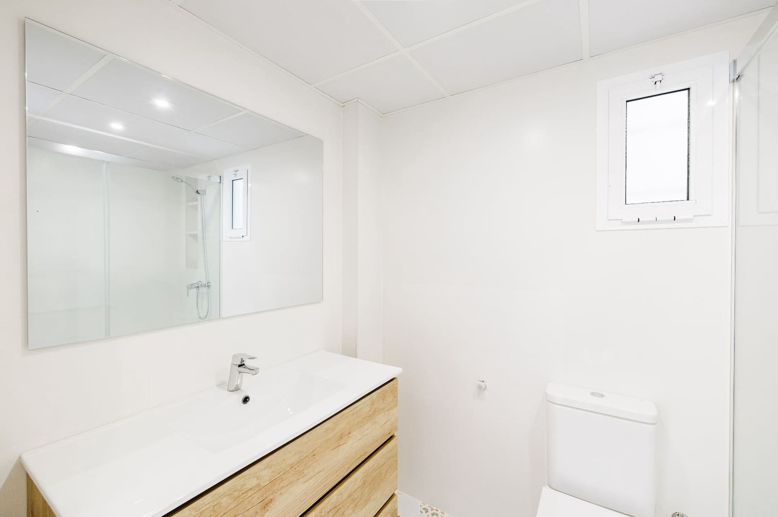 2 soveværelse Lejlighed til salg i Malaga by - € 339.000 (Ref: 9921668)