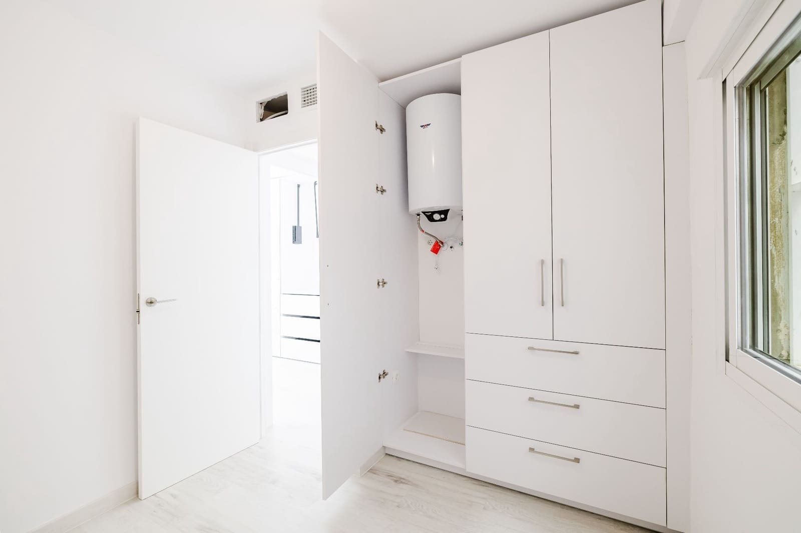 2 soveværelse Lejlighed til salg i Malaga by - € 339.000 (Ref: 9921668)
