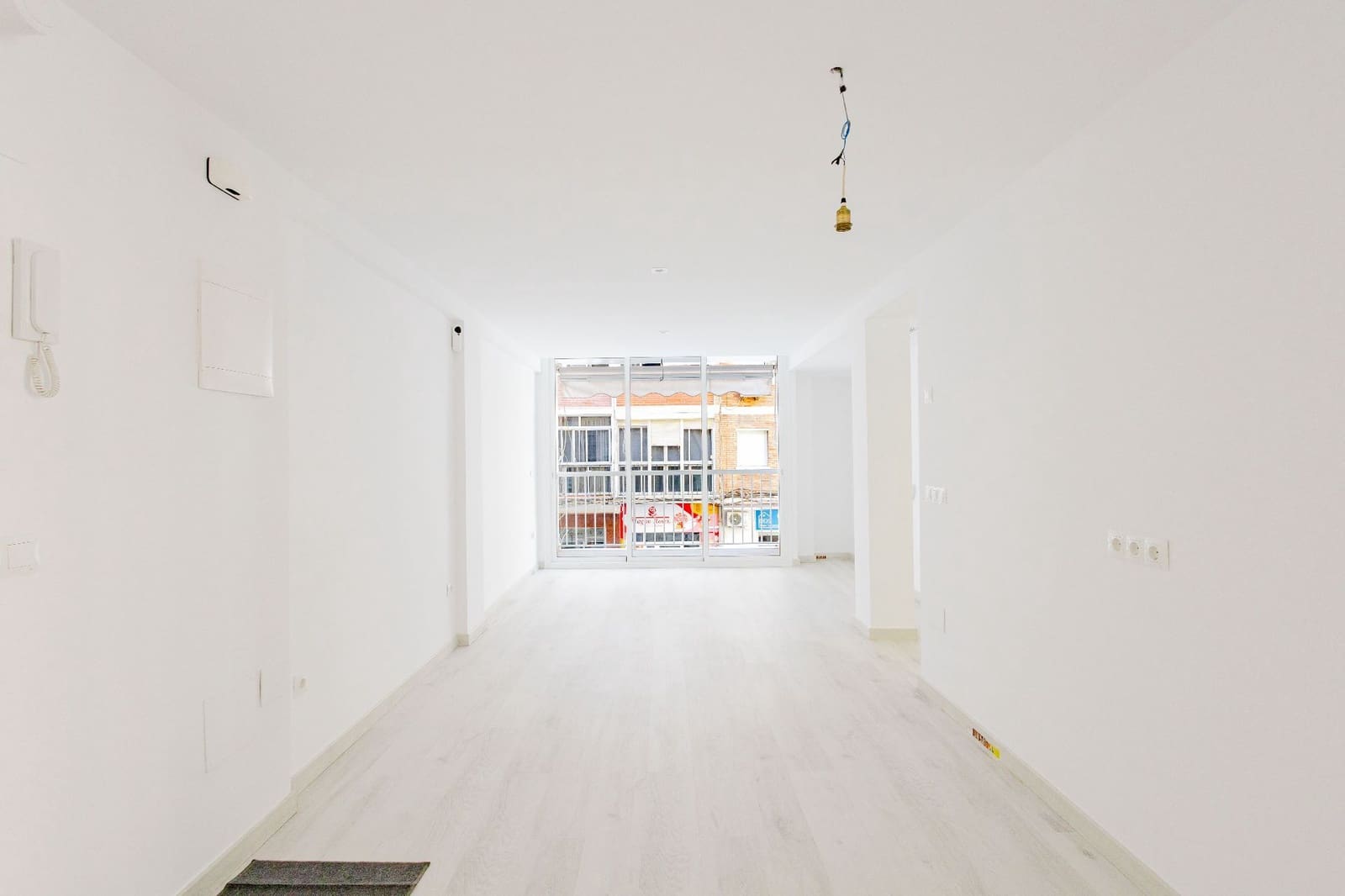 2 soveværelse Lejlighed til salg i Malaga by - € 339.000 (Ref: 9921669)