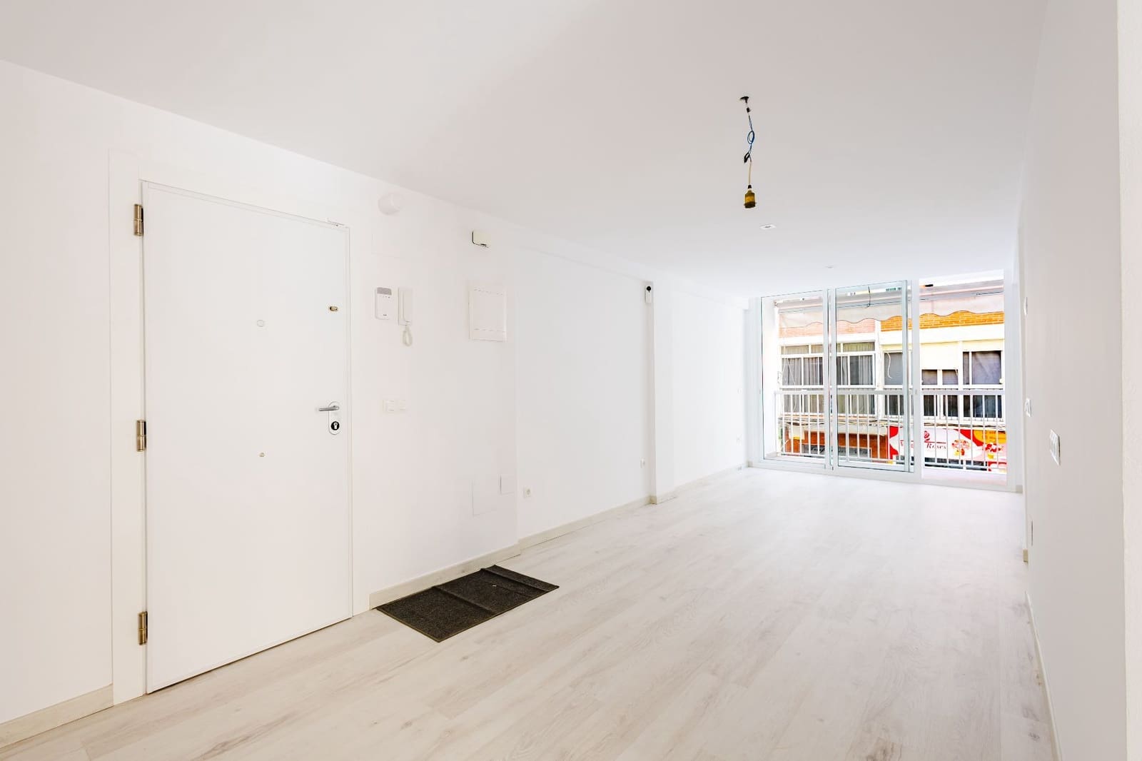 2 soveværelse Lejlighed til salg i Malaga by - € 339.000 (Ref: 9921669)