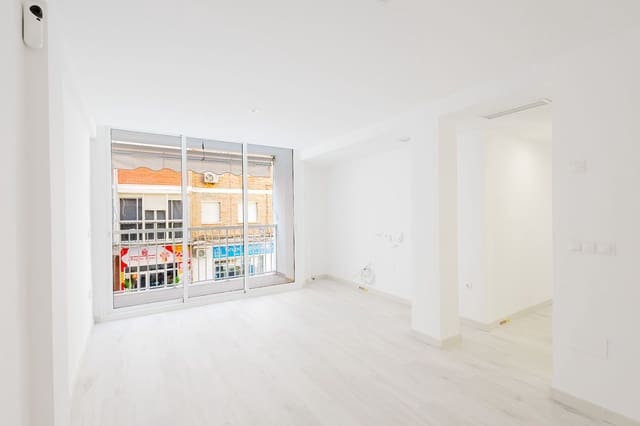 2 soveværelse Lejlighed til salg i Málaga by - € 339.000 (Ref: 9921669)
