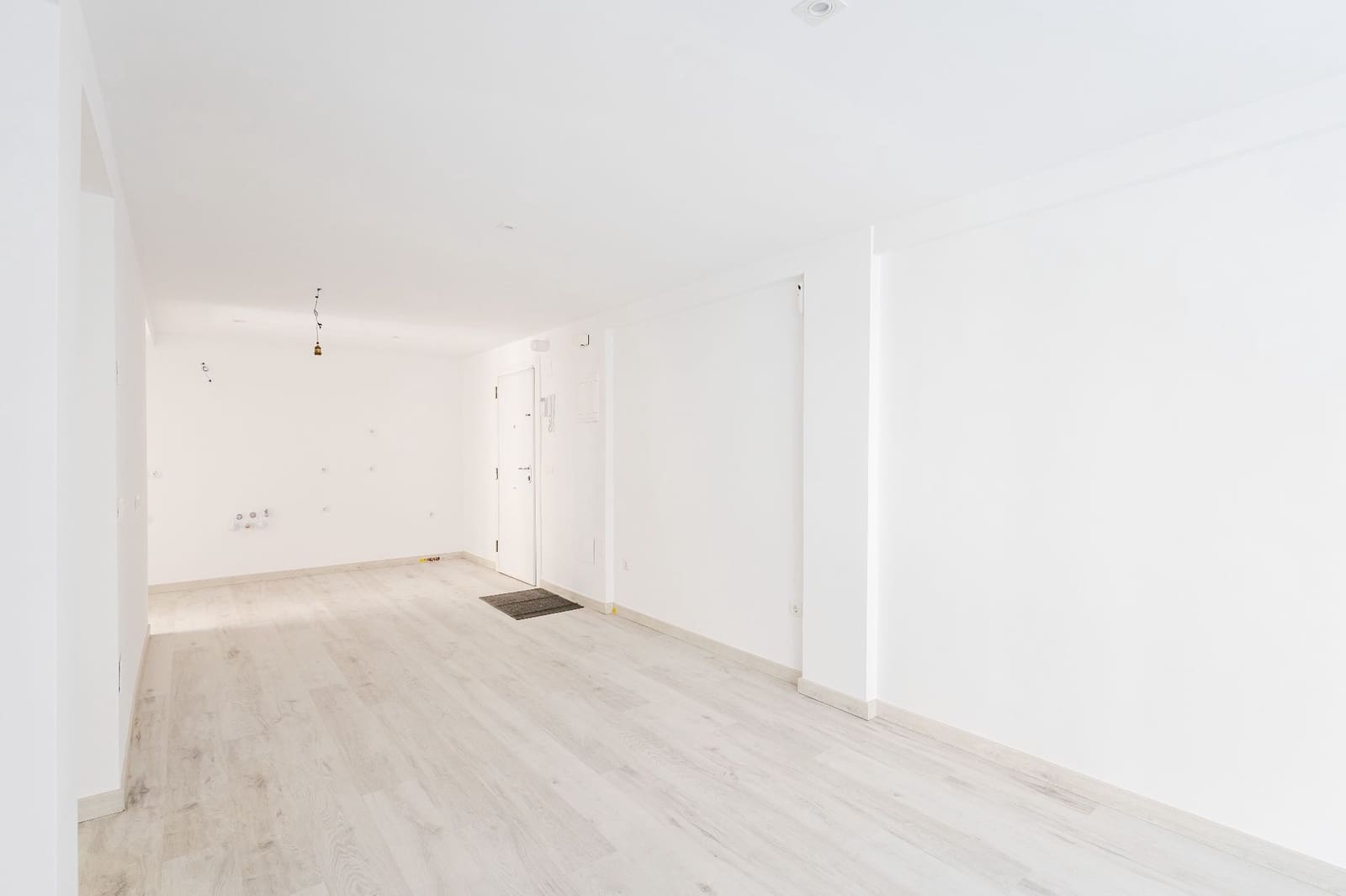 2 soveværelse Lejlighed til salg i Malaga by - € 339.000 (Ref: 9921669)
