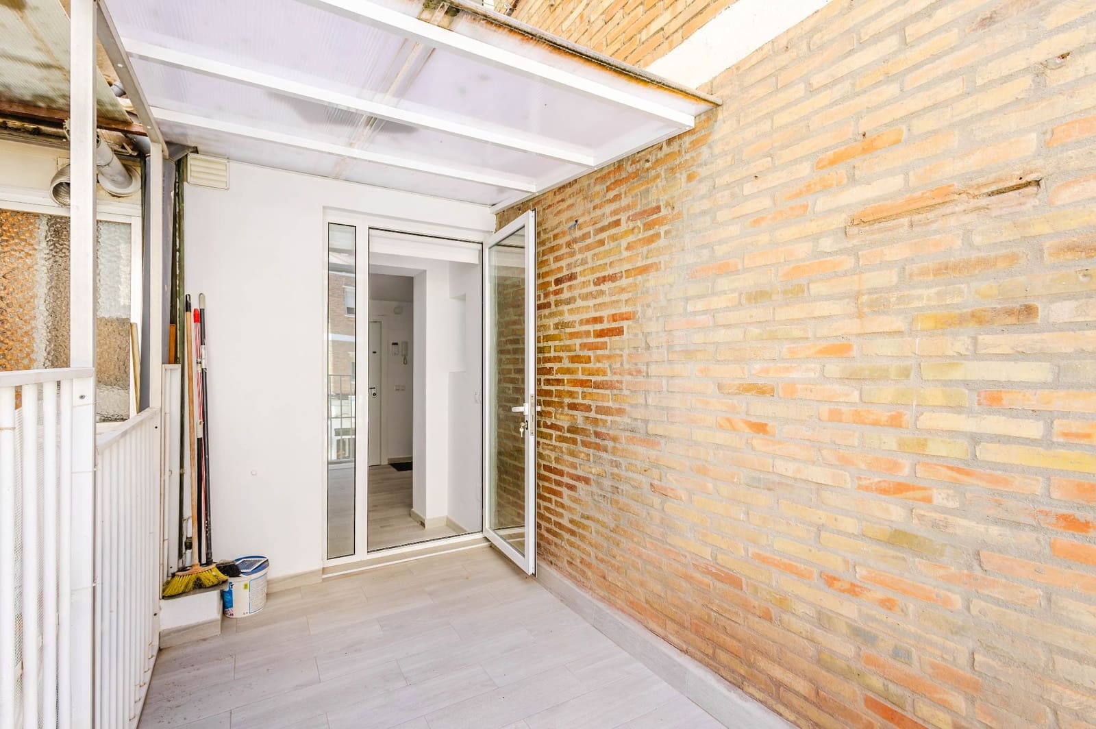 2 soveværelse Lejlighed til salg i Malaga by - € 339.000 (Ref: 9921669)