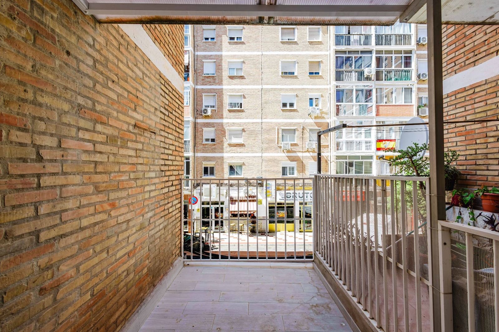 2 soveværelse Lejlighed til salg i Malaga by - € 339.000 (Ref: 9921669)