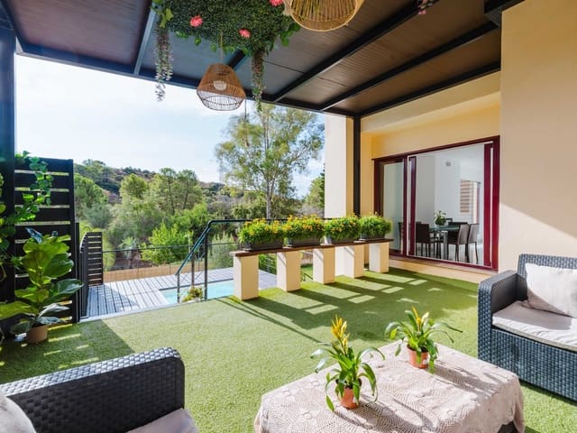 4 Zimmer Villa zu verkaufen in Benahavís mit Pool Garage - 699.000 € (Ref: 9923194)