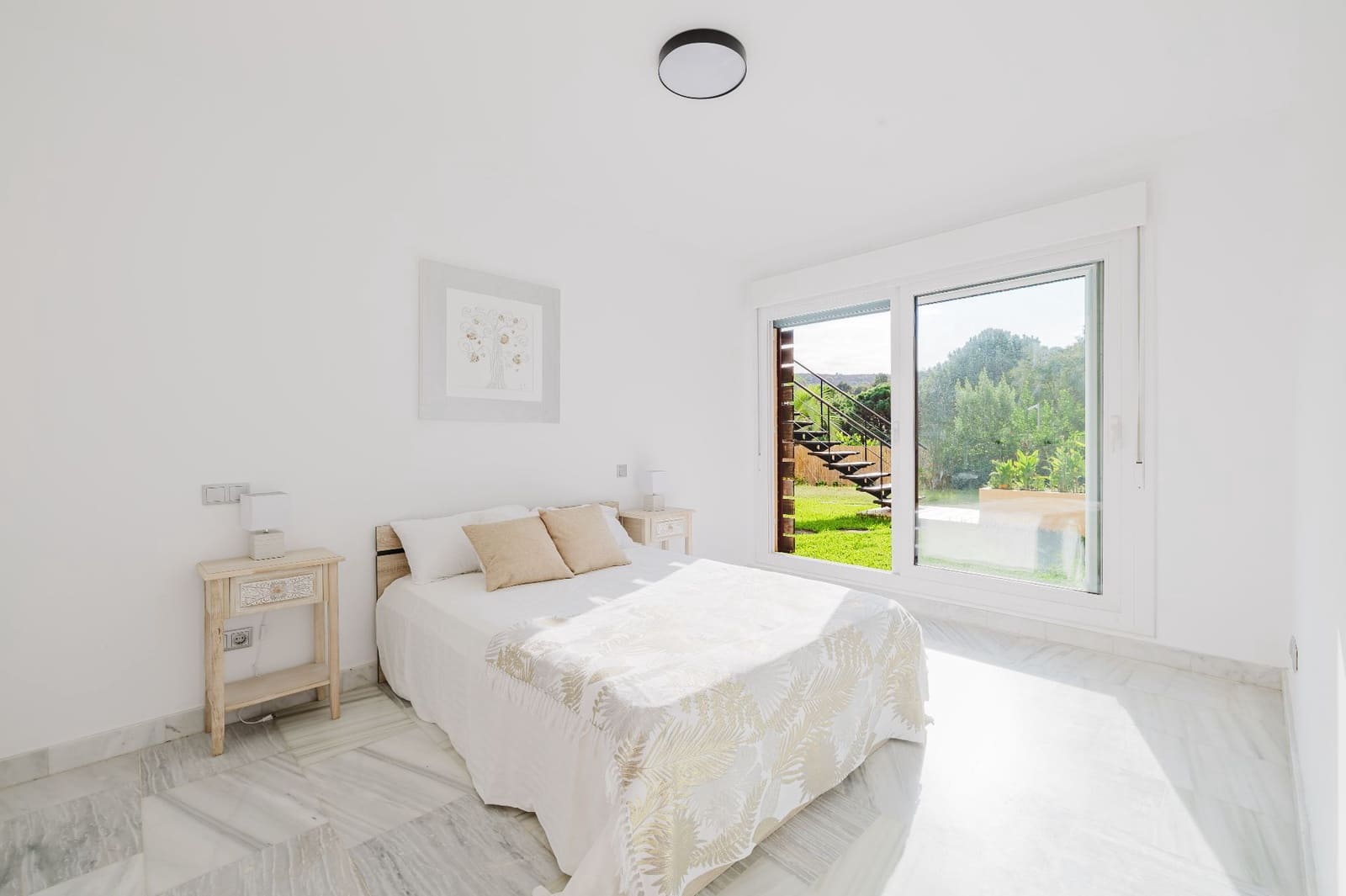 4 Zimmer Villa zu verkaufen in Benahavis mit Pool Garage - 699.000 € (Ref: 9923194)
