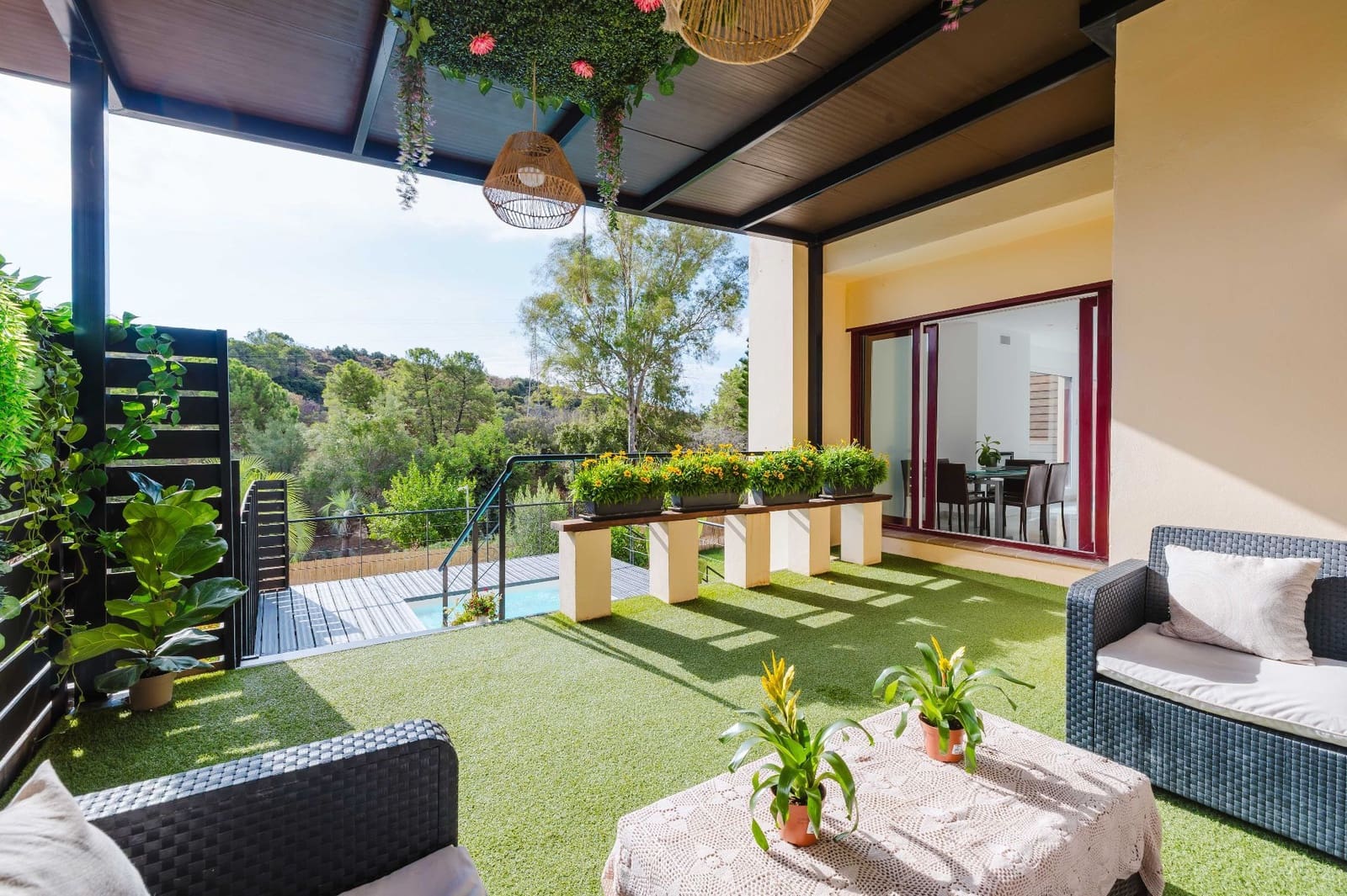 4 Zimmer Villa zu verkaufen in Benahavis mit Pool Garage - 699.000 € (Ref: 9923194)