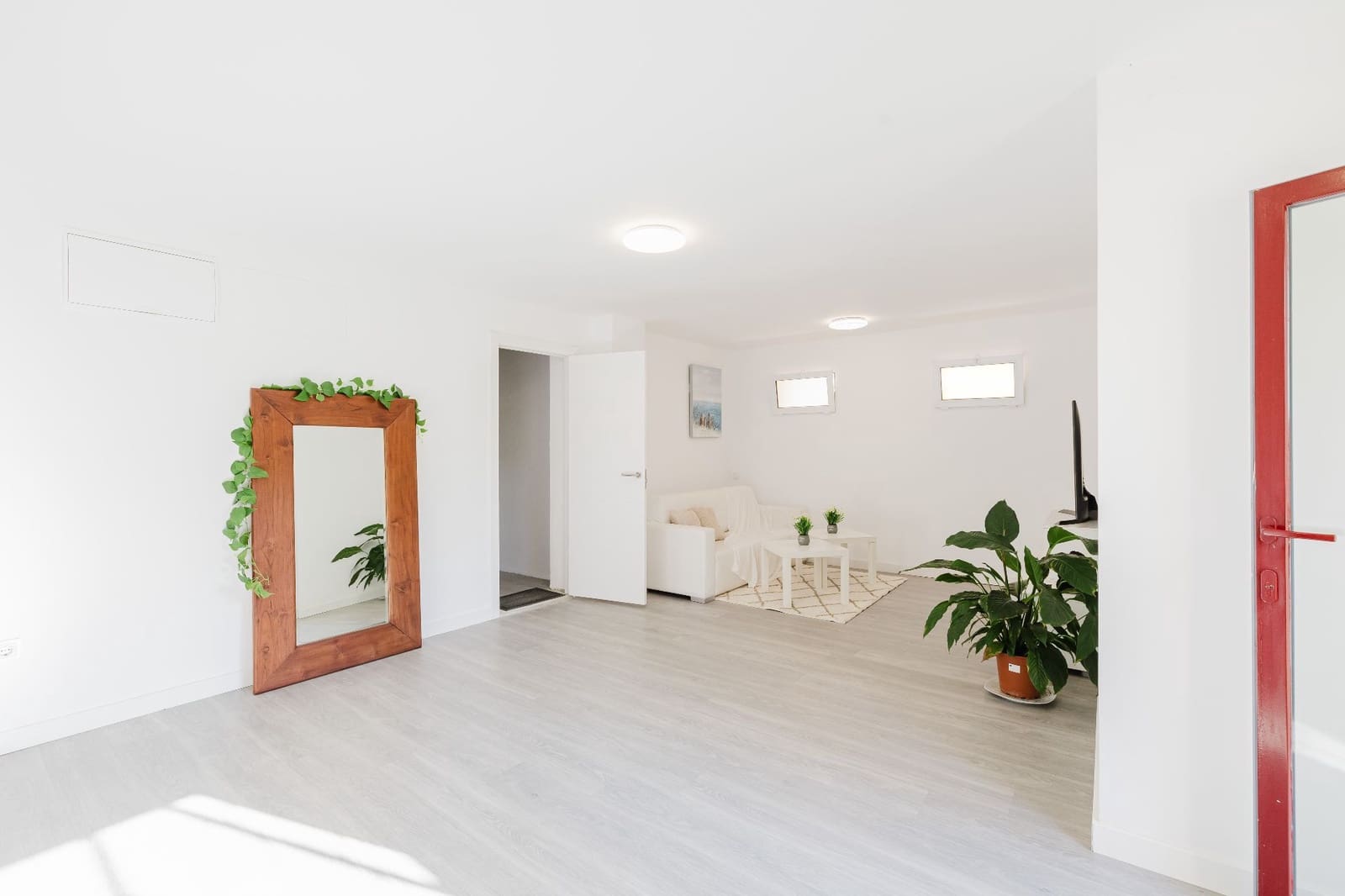 4 Zimmer Villa zu verkaufen in Benahavis mit Pool Garage - 699.000 € (Ref: 9923194)
