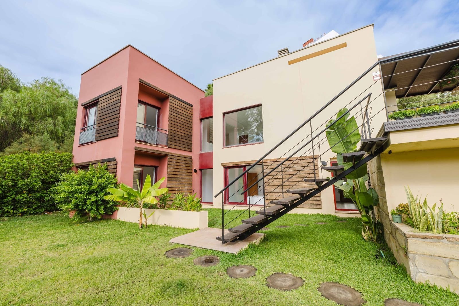 4 Zimmer Villa zu verkaufen in Benahavis mit Pool Garage - 699.000 € (Ref: 9923194)