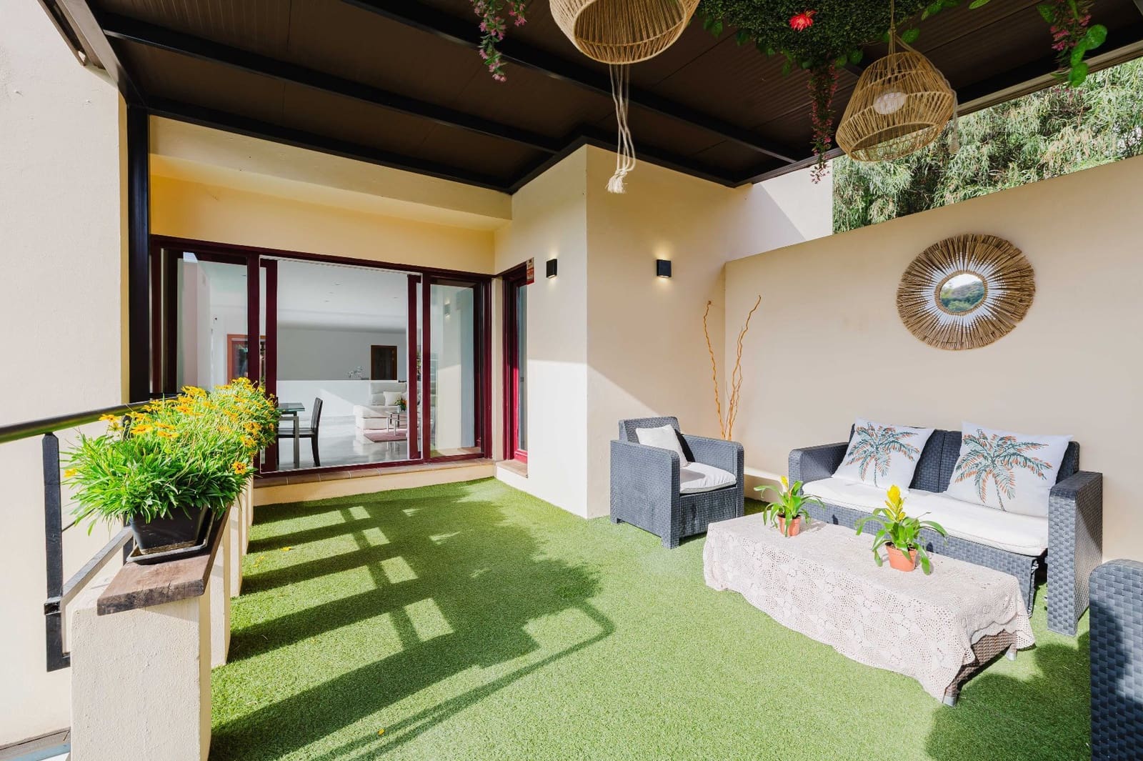 4 Zimmer Villa zu verkaufen in Benahavis mit Pool Garage - 699.000 € (Ref: 9923194)