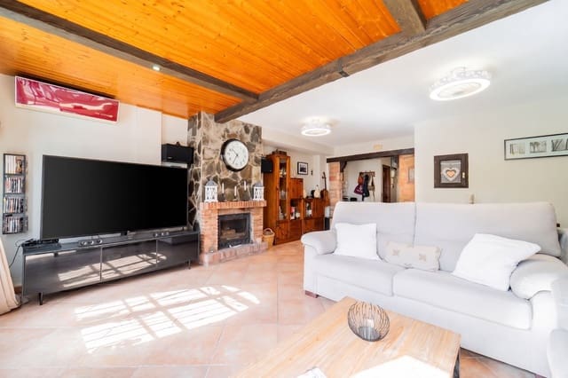 3 soveværelse Byhus til salg i Alhaurín de la Torre - € 493.500 (Ref: 9923195)