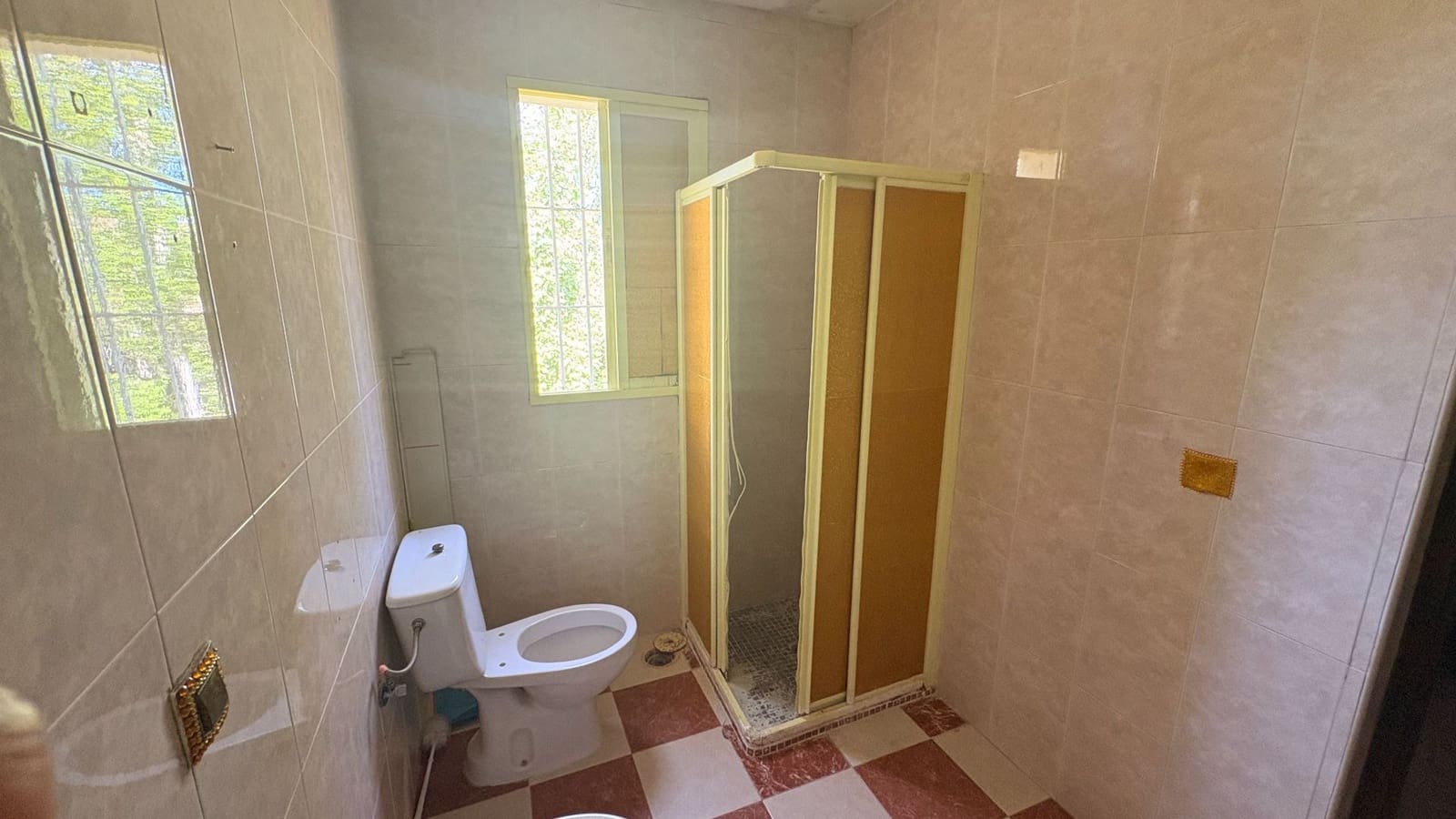 8 bedroom Townhouse for sale in Villanueva del Trabuco - € 220,000 (Ref: 9923198)