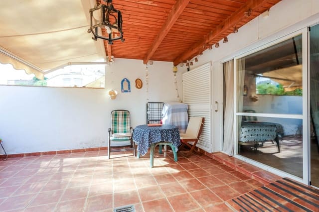 3 soveværelse Villa til salg i Rincón de la Victoria med swimmingpool garage - € 499.000 (Ref: 9923203)