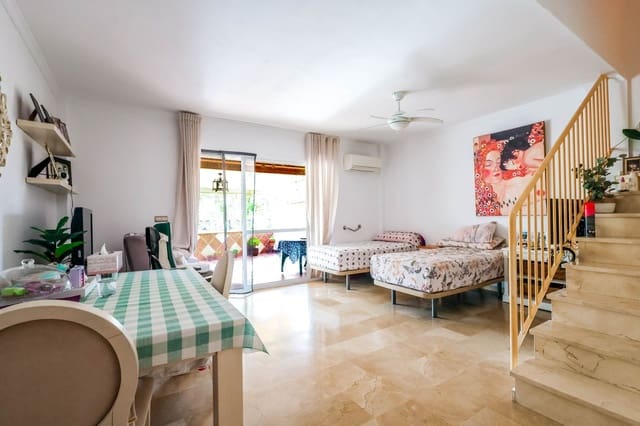 3 soveværelse Villa til salg i Rincón de la Victoria med swimmingpool garage - € 499.000 (Ref: 9923203)