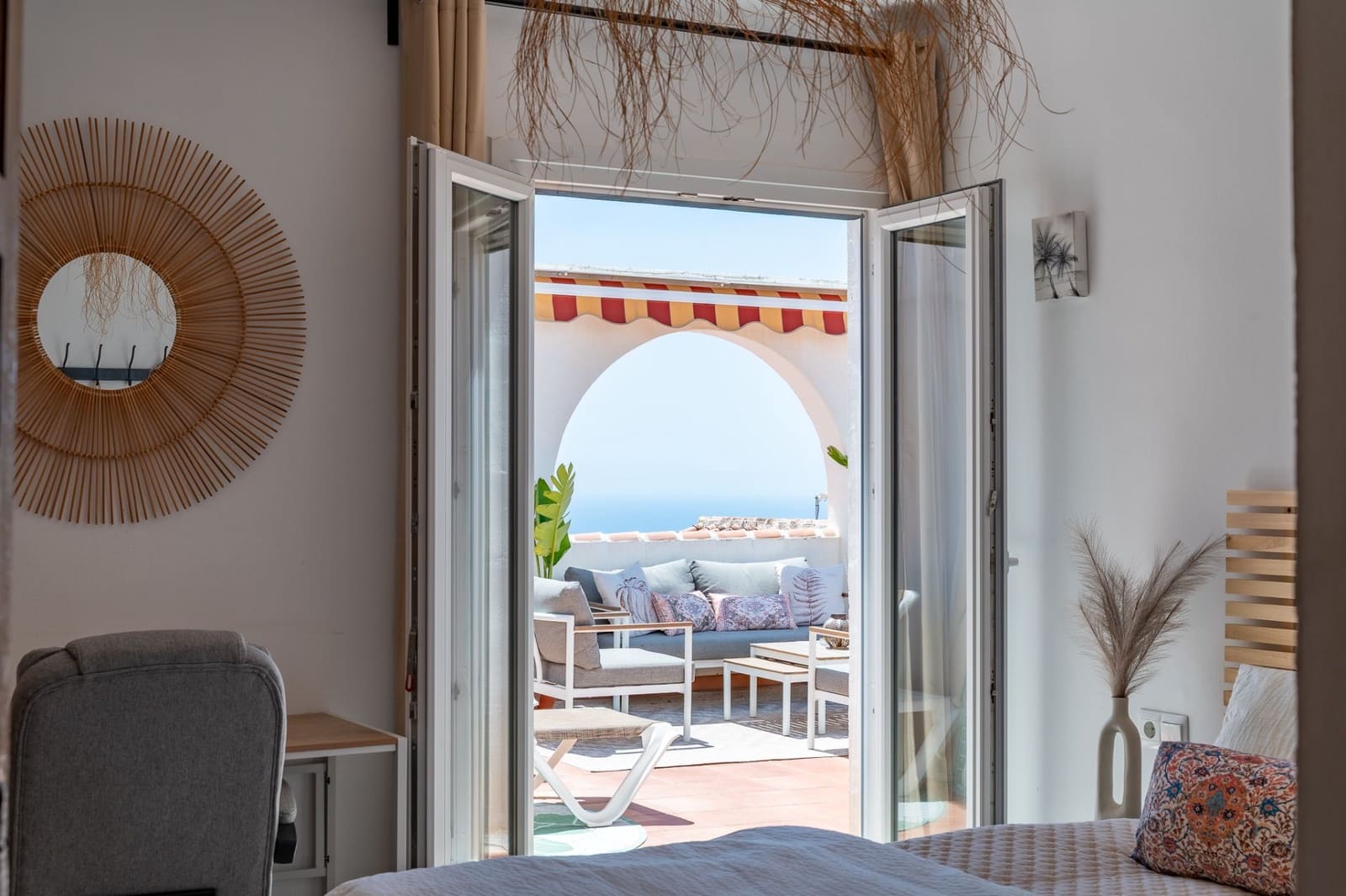 2 makuuhuone Asunto myytävänä paikassa Nerja mukana uima-altaan - 349 000 € (Ref: 9926745)