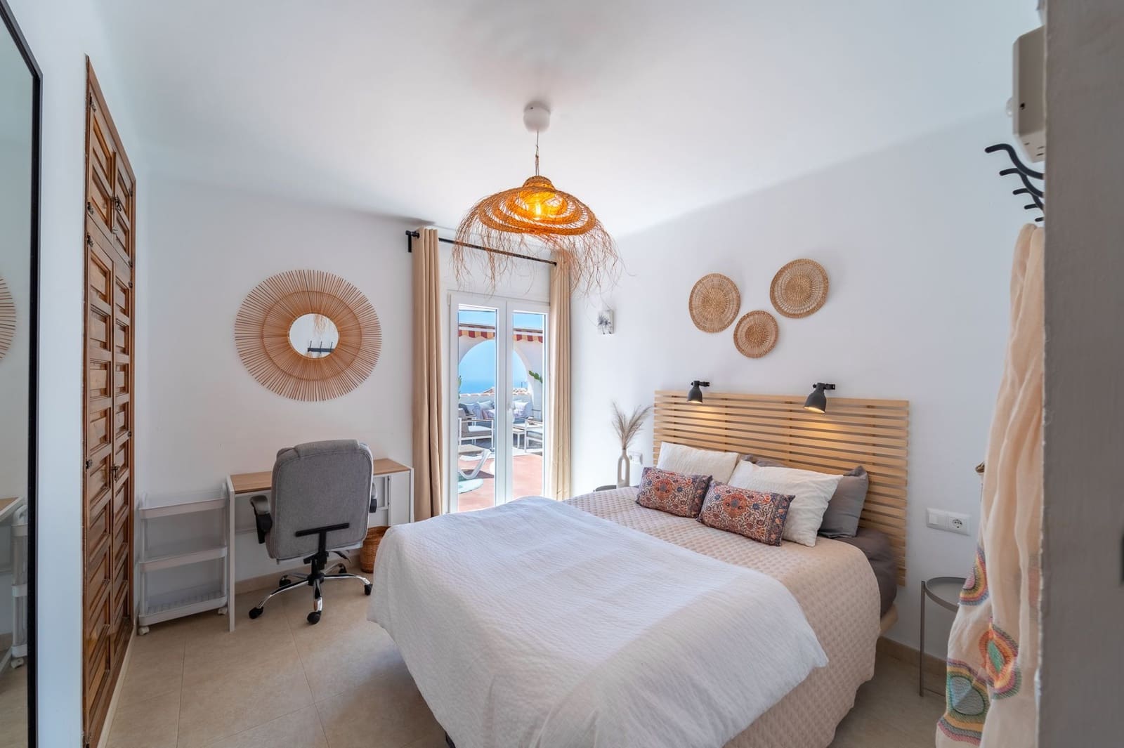 2 makuuhuone Asunto myytävänä paikassa Nerja mukana uima-altaan - 349 000 € (Ref: 9926745)