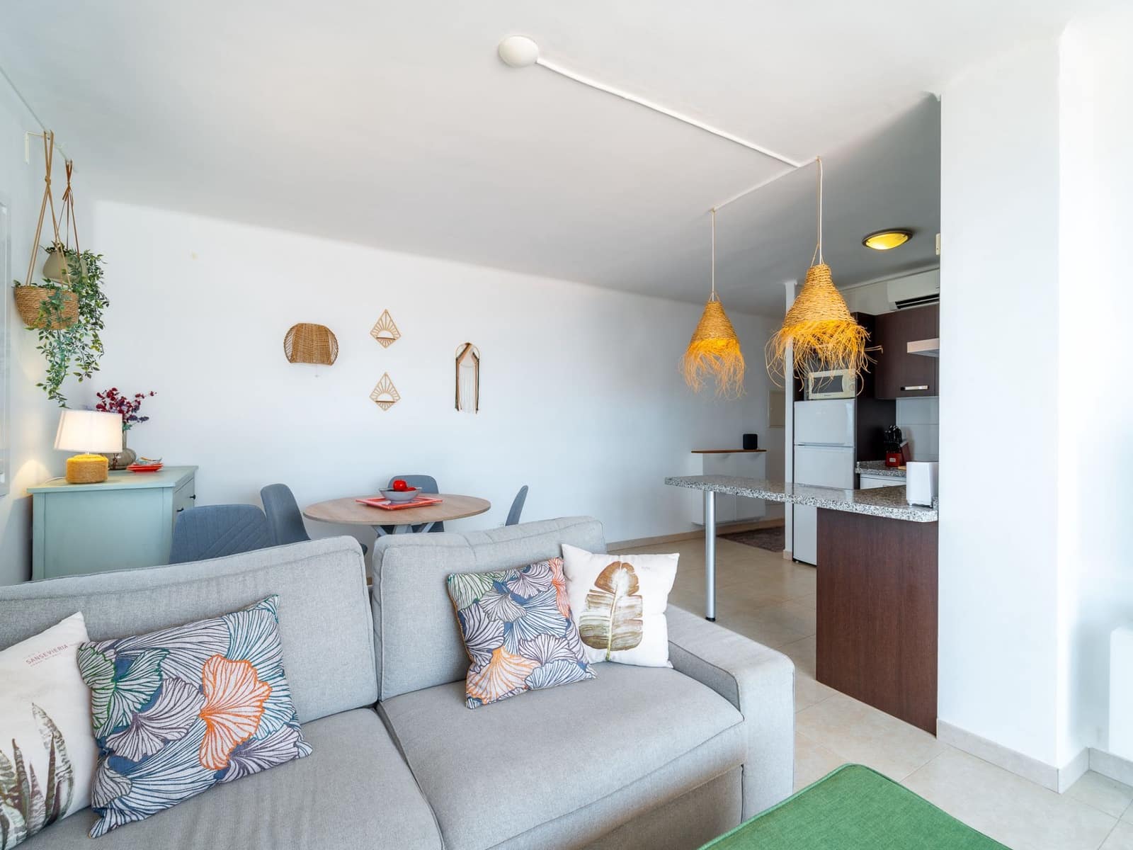 2 makuuhuone Asunto myytävänä paikassa Nerja mukana uima-altaan - 349 000 € (Ref: 9926745)