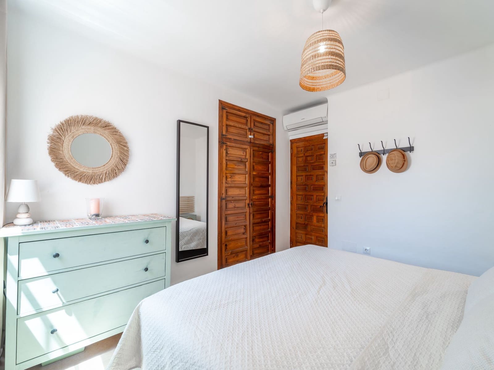 2 makuuhuone Asunto myytävänä paikassa Nerja mukana uima-altaan - 349 000 € (Ref: 9926745)