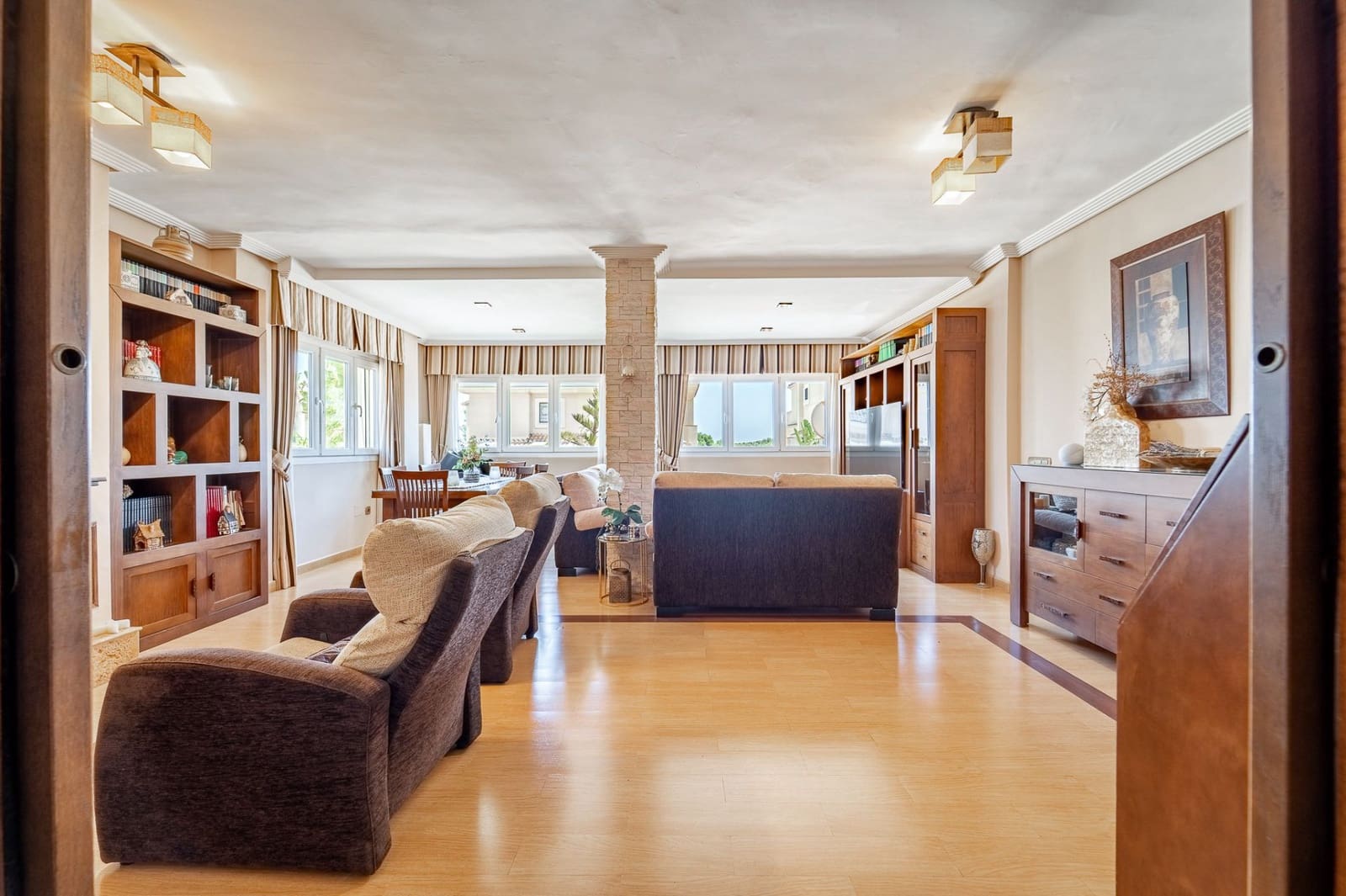 4 bedroom Semi-detached Villa for sale in Malaga city - € 630,000 (Ref: 9928708)