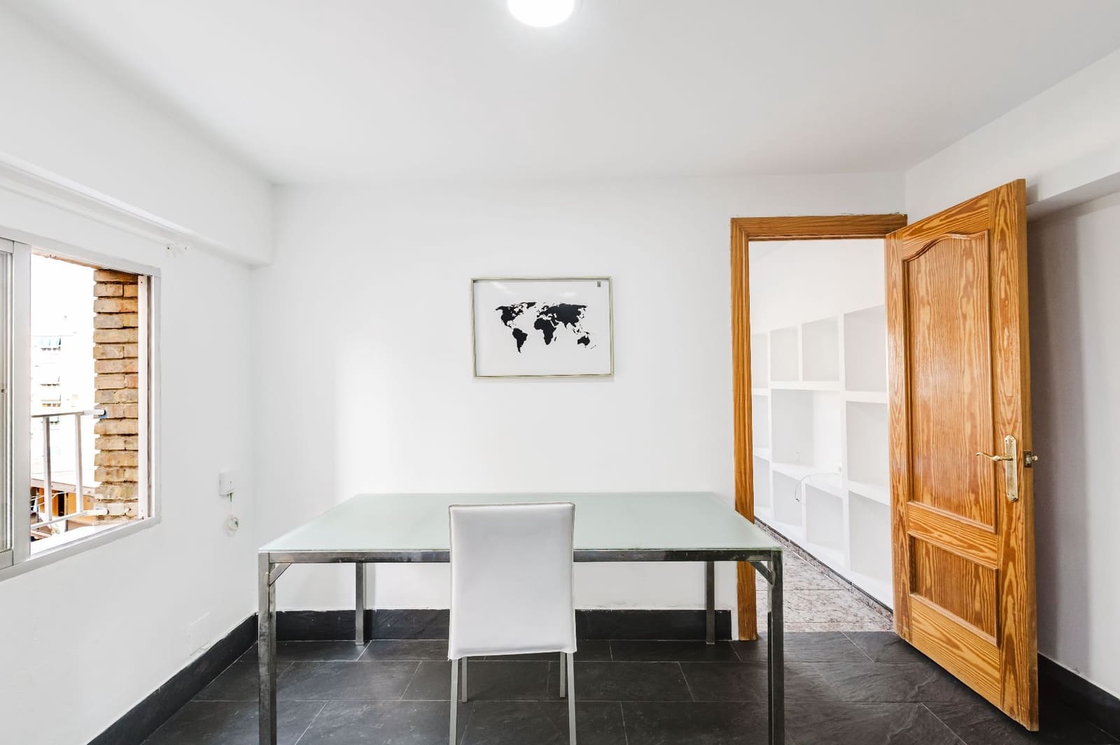 3 sovrum Lägenhet till salu i Malaga stad - 240 000 € (Ref: 9932799)