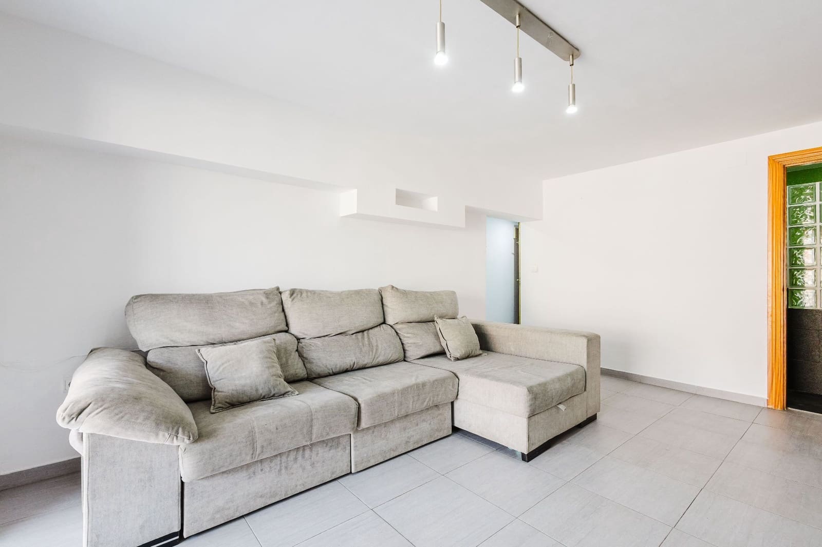 3 sovrum Lägenhet till salu i Malaga stad - 240 000 € (Ref: 9932799)