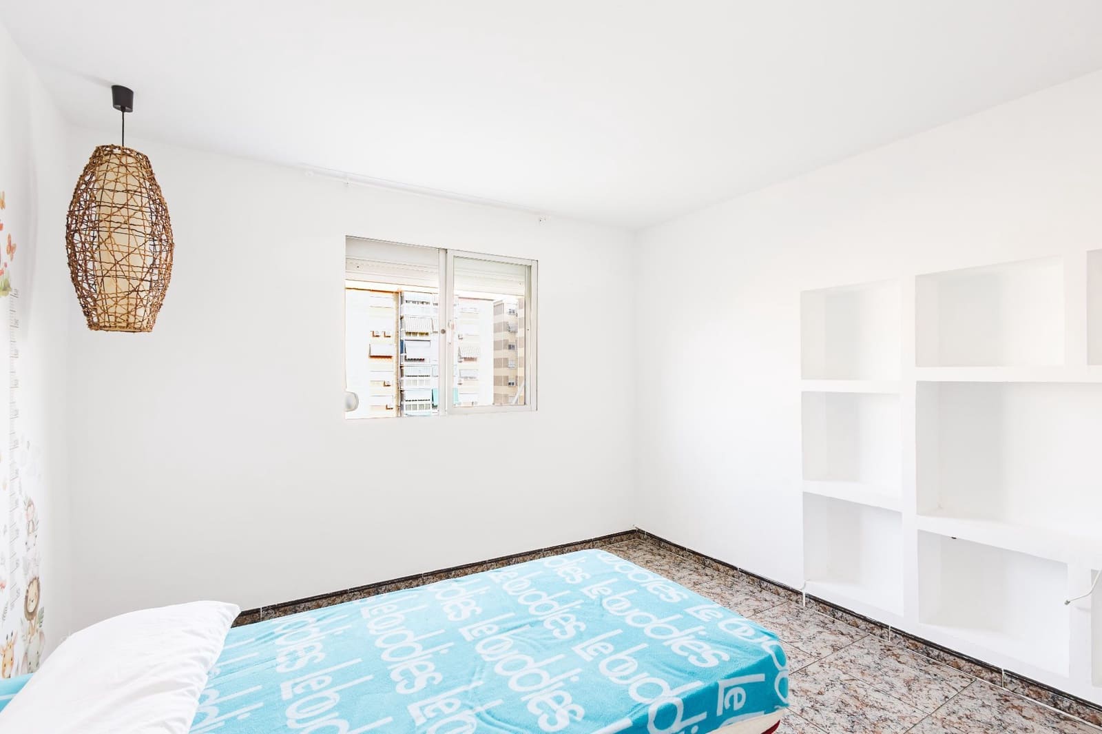 3 sovrum Lägenhet till salu i Malaga stad - 240 000 € (Ref: 9932799)