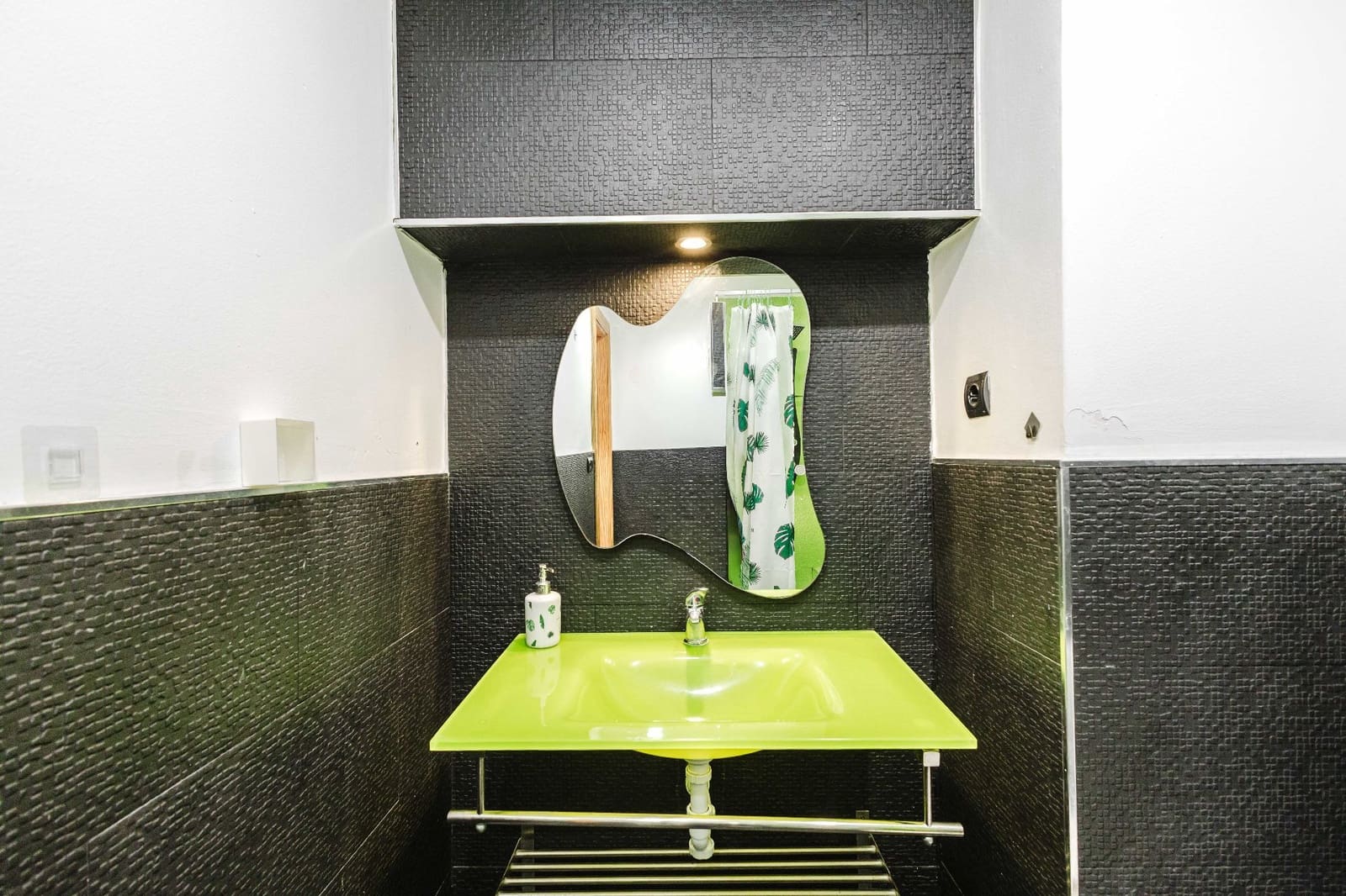 3 sovrum Lägenhet till salu i Malaga stad - 240 000 € (Ref: 9932799)