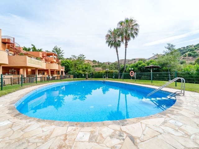 2 sypialnia Mieszkanie na sprzedaż w Marbella z basenem garażem - 450 000 € (Ref: 9937473)