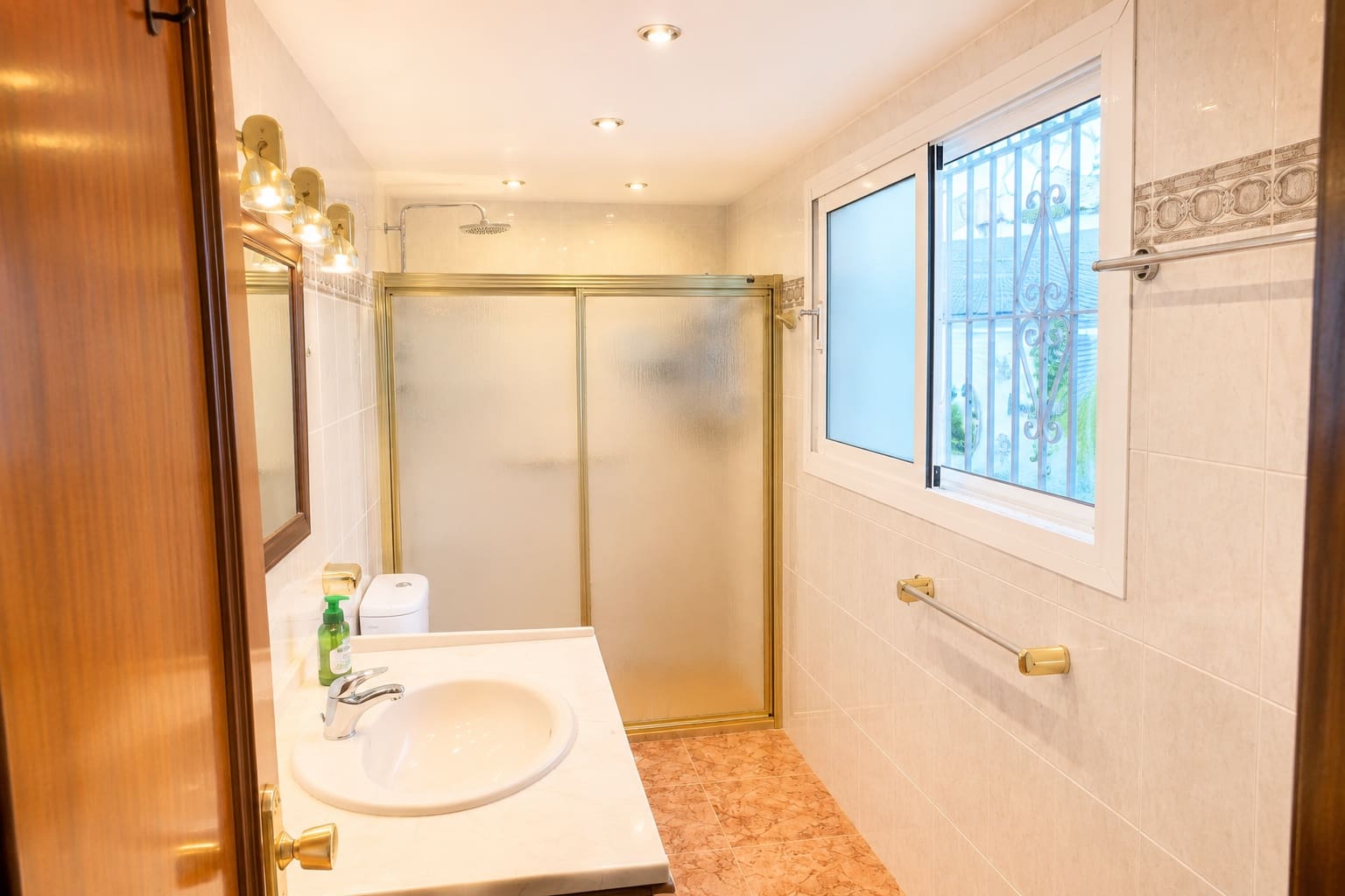 Chalet de 4 habitaciones en Benalmádena en venta con piscina - 1.100.000 € (Ref: 9939319)