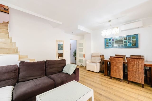3 soveværelse Byhus til salg i Rincón de la Victoria med swimmingpool garage - € 549.000 (Ref: 9939320)