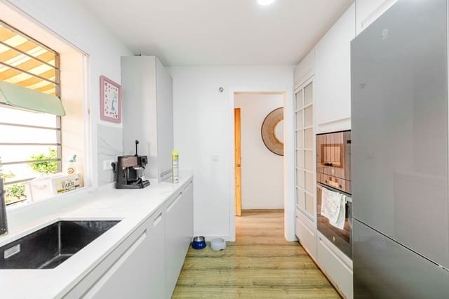 3 soveværelse Byhus til salg i Rincón de la Victoria med swimmingpool garage - € 549.000 (Ref: 9939320)