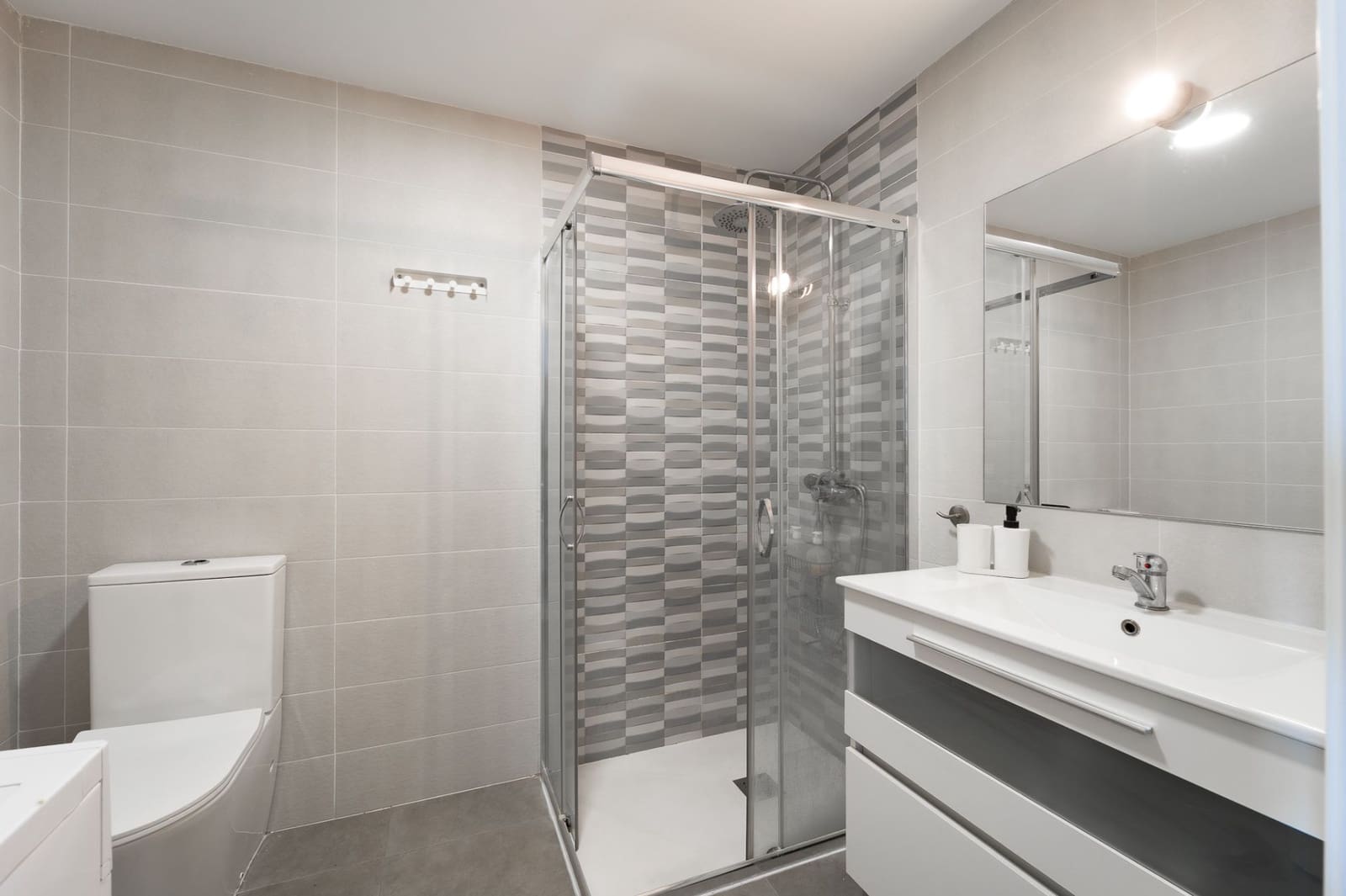 1 slaapkamer Flat te koop in Torremolinos met zwembad garage - € 192.000 (Ref: 9939321)