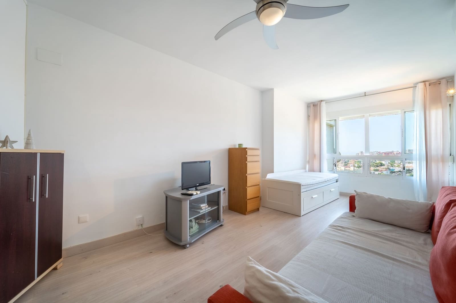 1 slaapkamer Flat te koop in Torremolinos met zwembad garage - € 192.000 (Ref: 9939321)