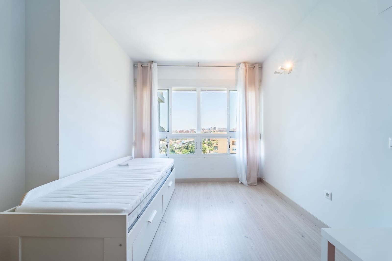 1 slaapkamer Flat te koop in Torremolinos met zwembad garage - € 192.000 (Ref: 9939321)
