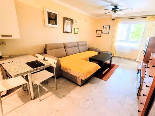 Leilighet til salgs i Torremolinos med svømmebasseng - € 276 000 (Ref: 9946954)