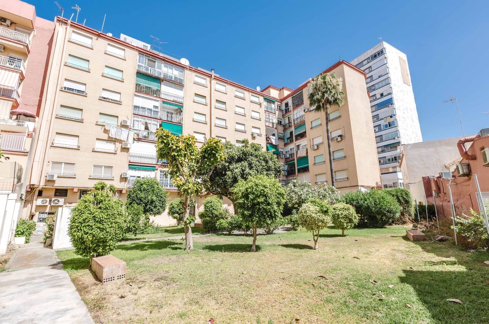 3 soveværelse Lejlighed til salg i Torremolinos - € 245.000 (Ref: 9949126)